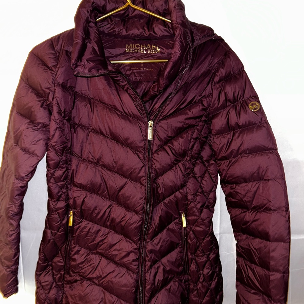 Michael Kors Burgundy Puffer Jacket Women’s Small | Gold Detail Quilted Coat